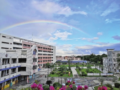 南畔华光小学扩建教学楼9月投用